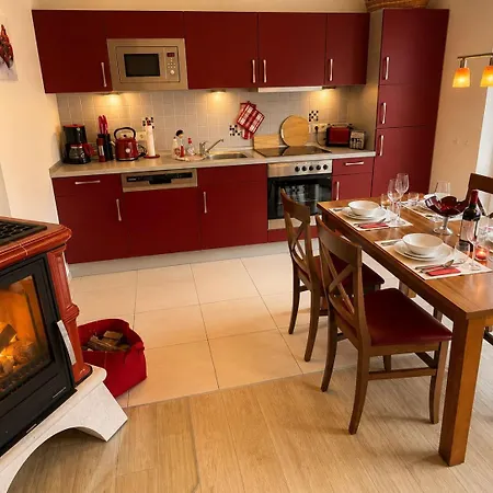 Apartment Gutshaus Luxus-fewo Morgentau Garz (Rugen)