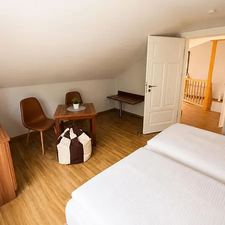 Apartment Gutshaus Luxus-fewo Morgentau